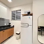207 Vendaval - Flat 1 Quadra Praia Do Forte Com Ac E Wifi